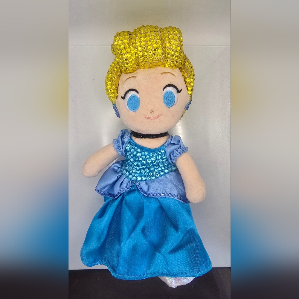 CINDERELLA BEDAZZLED NUIMO PLUSH